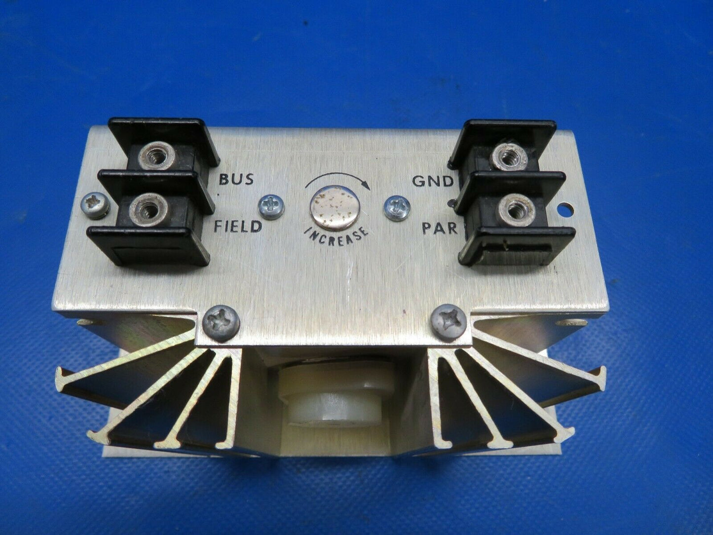 Lamar Voltage Regulator 28V P/N B-00296-3 (0220-126)