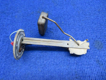 Piper PA-31 Navajo Fuel Level Sender RH INBD P/N 6427513 / Tested (0822-575)