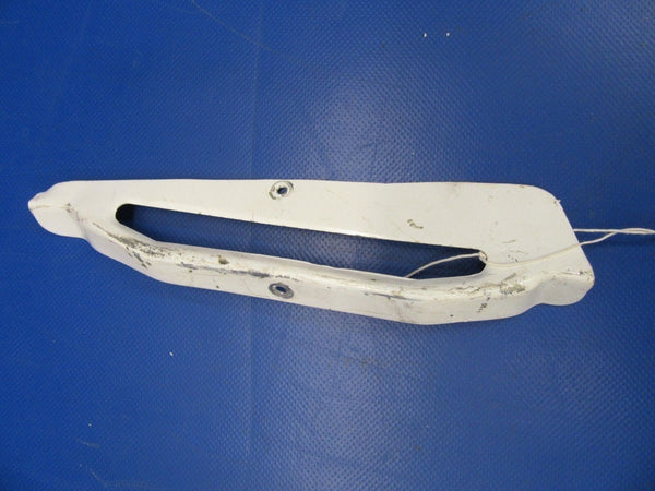 Cessna 210 E Retainer Cabin Air Vent RH P/N 1200084-22 (0618-110)