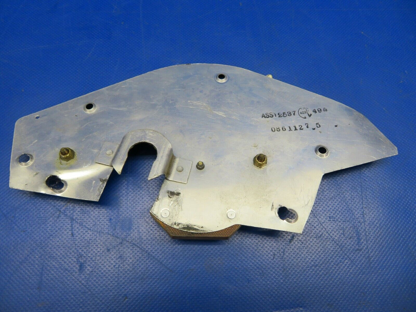 Cessna 310R Trim Indicator Arm and Plate P/N 0861157-1 (0520-336)