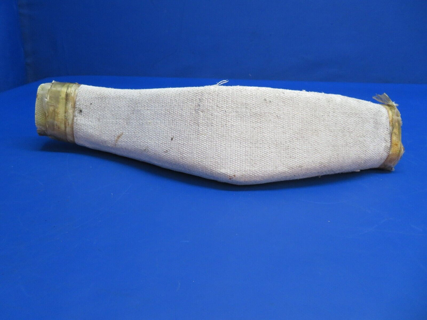 Piper PA-34-200T Seneca II LH Heat Duct Assy P/N 37165-16 (0223-923)