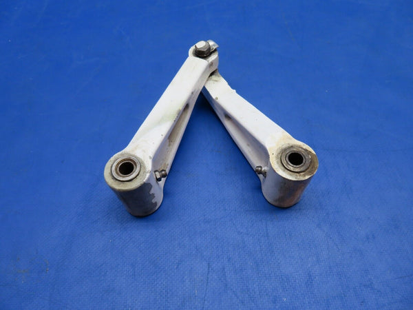 Cessna 310 / 310I Torque Links P/N 0841000-64 (1023-422)