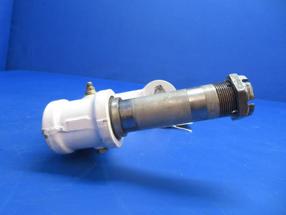 Beech Baron 58P Nose Gear Piston & Axle P/N 96-820016-603 (0223-956)