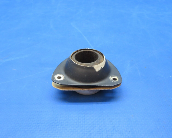 Early 172 Control Tube Ball & Socket P/N 0411224 (0823-471)