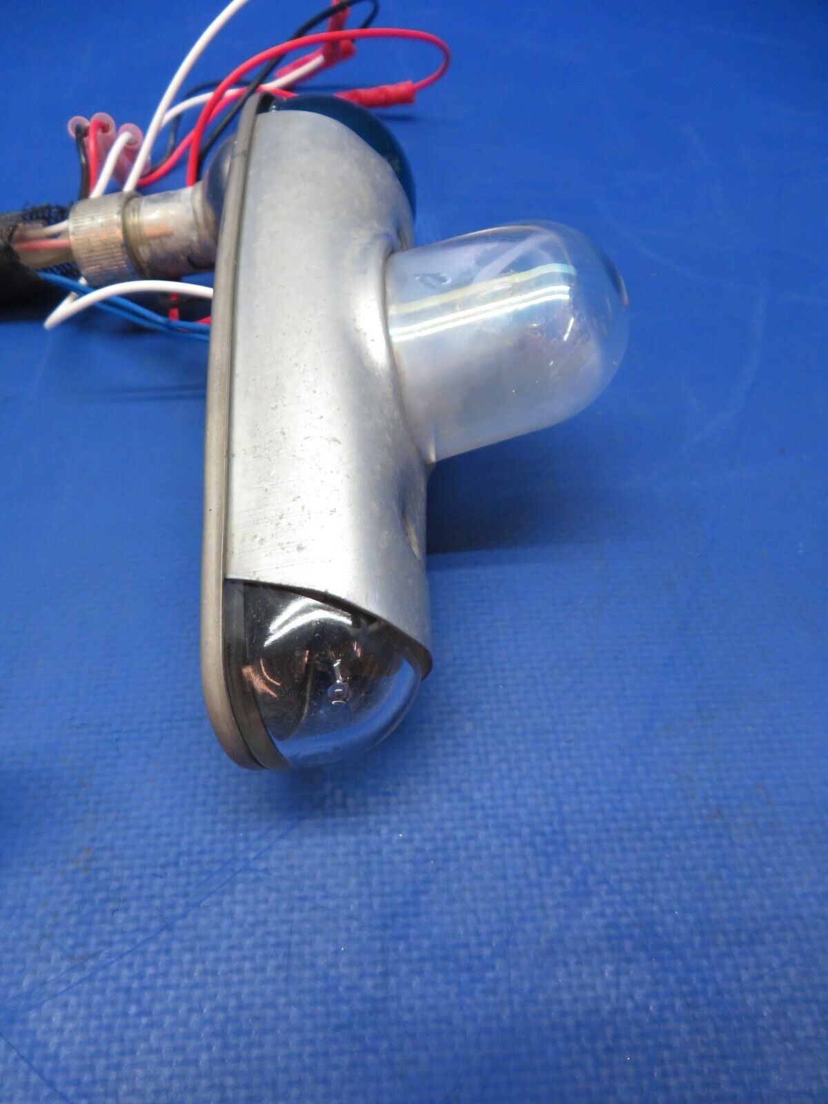 Diamond DA-42 RH Wing Position Light w/ Strobe 28v P/N A600-PG-D-28 (0623-593)