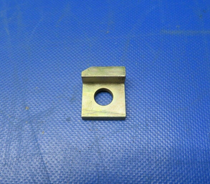 Continental 7th Stud Hold Down Plate P/N 646298 (0921-130)