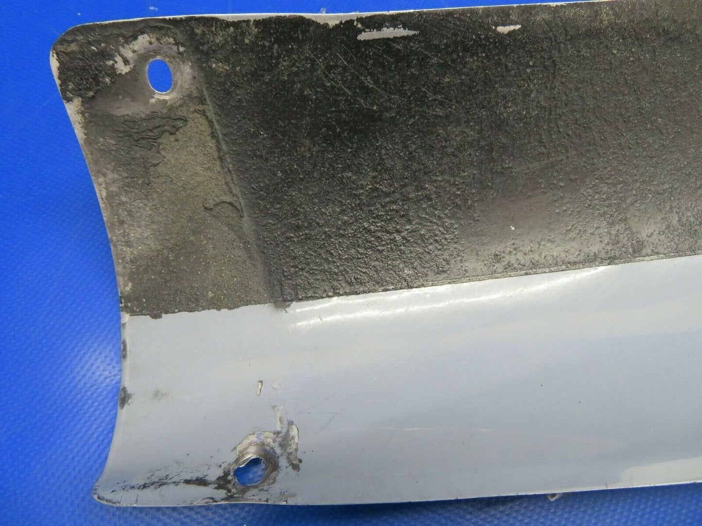 Cessna 310R Fillet Center Upper RH Wing P/N 0800056-8 (0520-371)