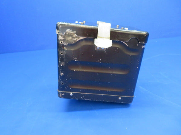 Cessna 150 / 150K Battery Box Assy w/ Lid P/N 0413402-2, 0413402-6 (0922-851)