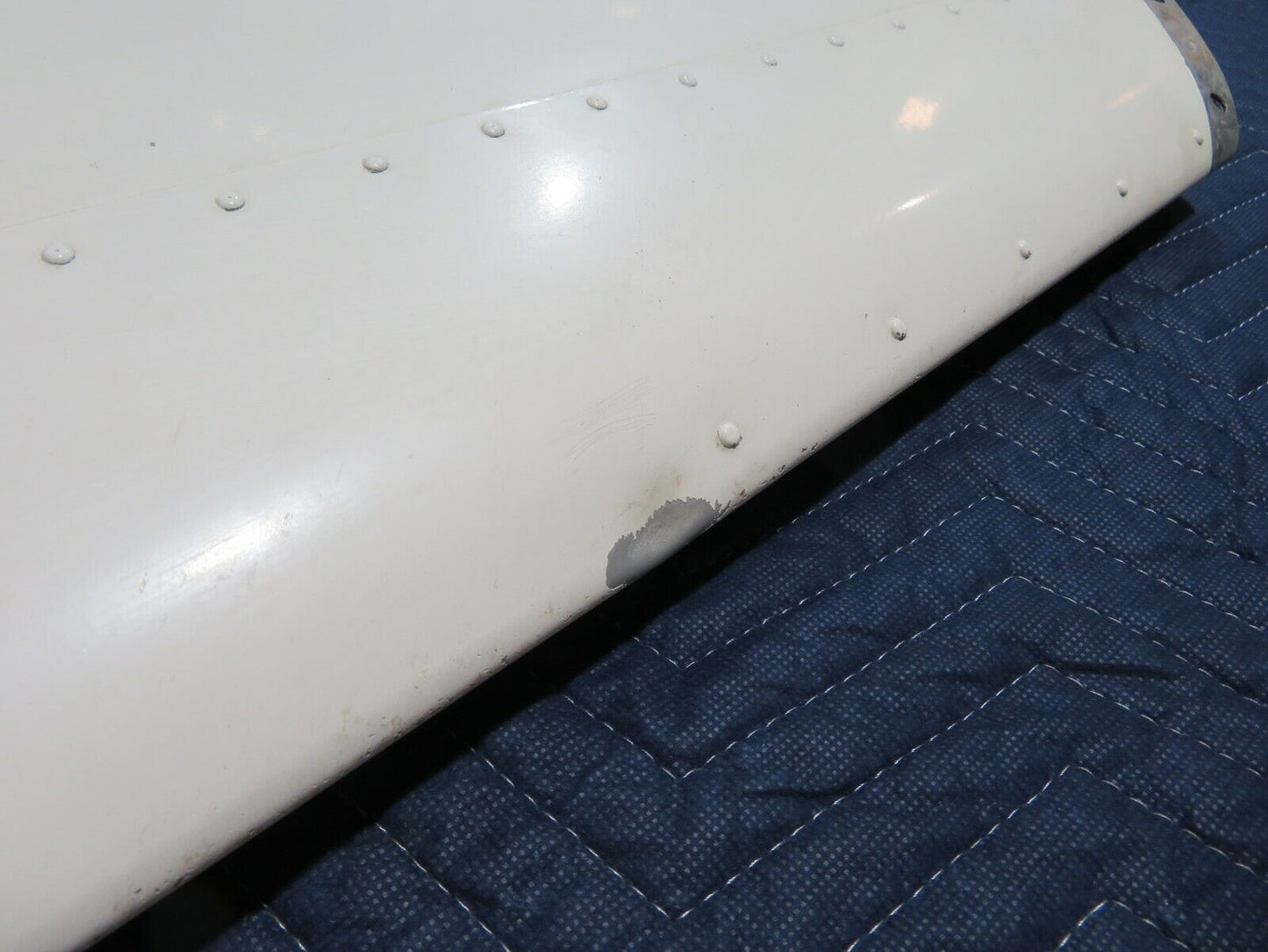 Cessna 210L Vertical Fin P/N 1231048-3 (0820-121)