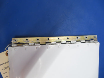Cessna 310 / 310Q LH Main Gear Strut Door Assy OTBD P/N 0826002-206 (0923-351)