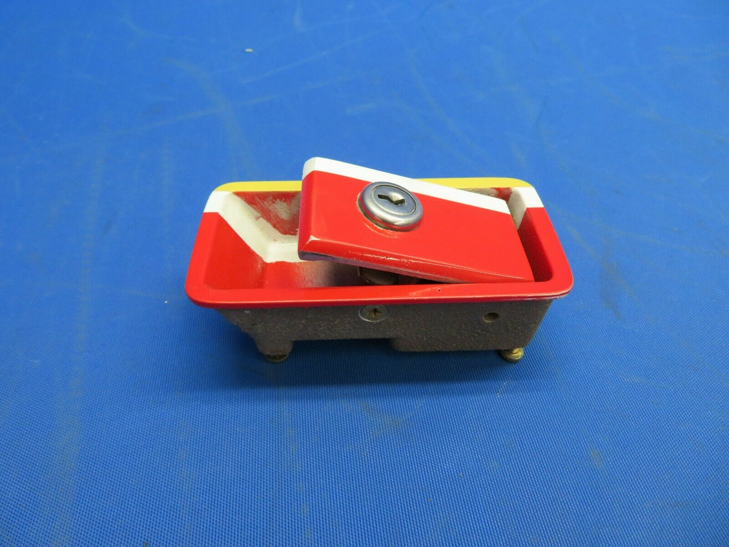 Rockwell Commander Cabin Door Exterior Handle LH P/N 40142-9 No Key (1020-494)