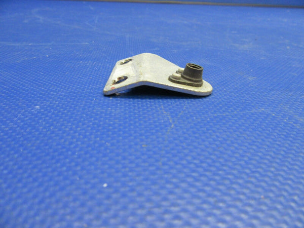 Cessna 210 / T210N Seat Belt Fitting Middle Row RH OTBD P/N 2011028-8 (0921-655)