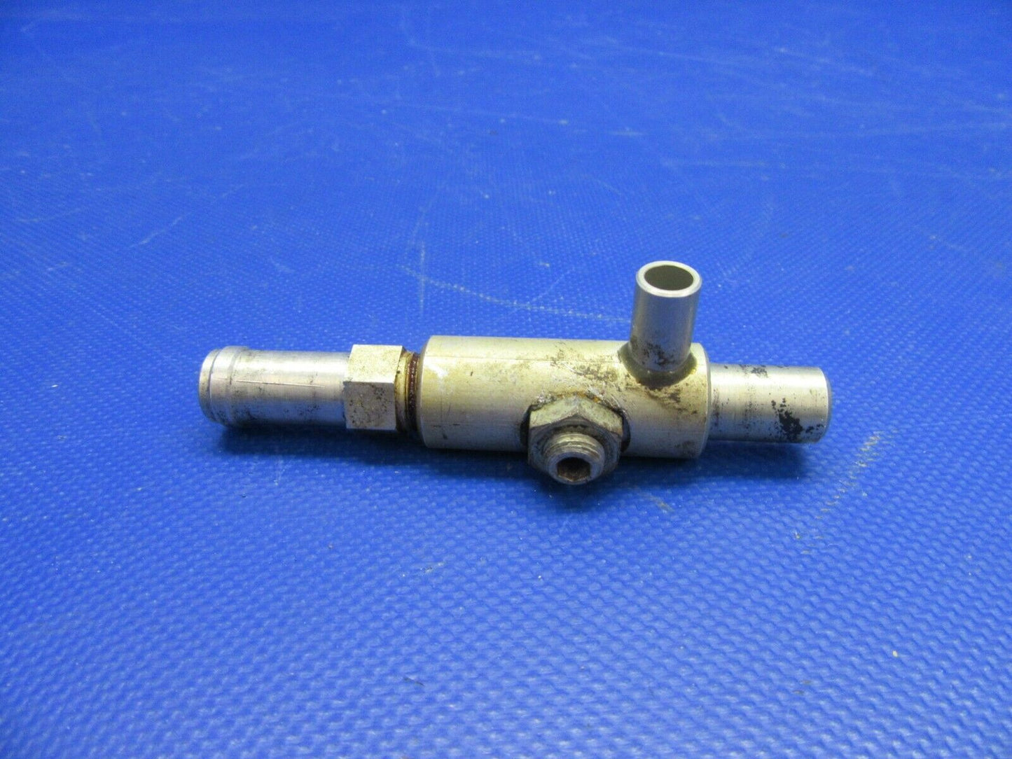 Beech A23A Musketeer Vacuum Adapter Body P/N 11654-2 (0621-501)
