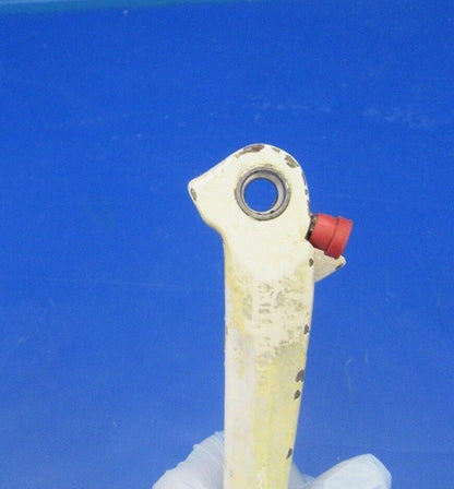 Beech Baron Knee Assy Torque Upper & Lower P/N 35-815194-13 (1217-13)