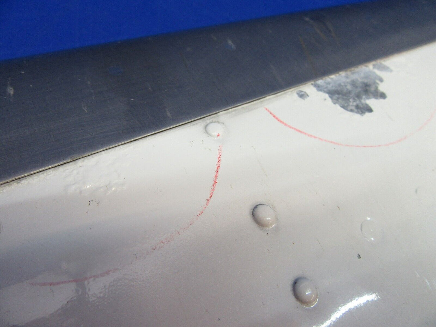 Beech 95-B55 Baron RH Horizontal Stabilizer w/ TKS P/N 95-620010-634 (0323-202)
