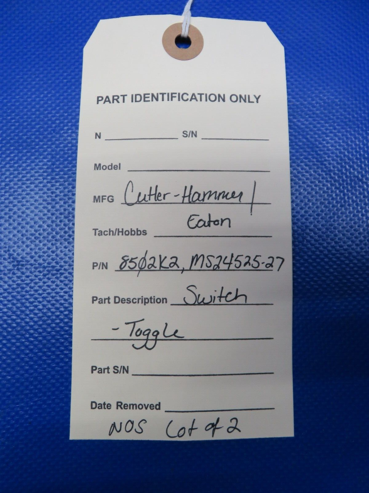 Cutler-Hammer / Eaton Switch Toggle P/N 8502K2 LOT OF 2 NOS (0224-229)