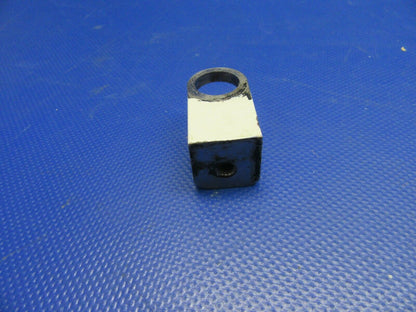 Piper PA-32RT Upper Drag Brace Fitting P/N 38041-02, 38041-002 (0521-570)