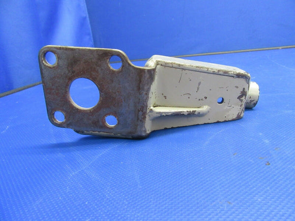 Continental IO-470 / 0-470 Alternator Bracket P/N 631000 (0821-637)