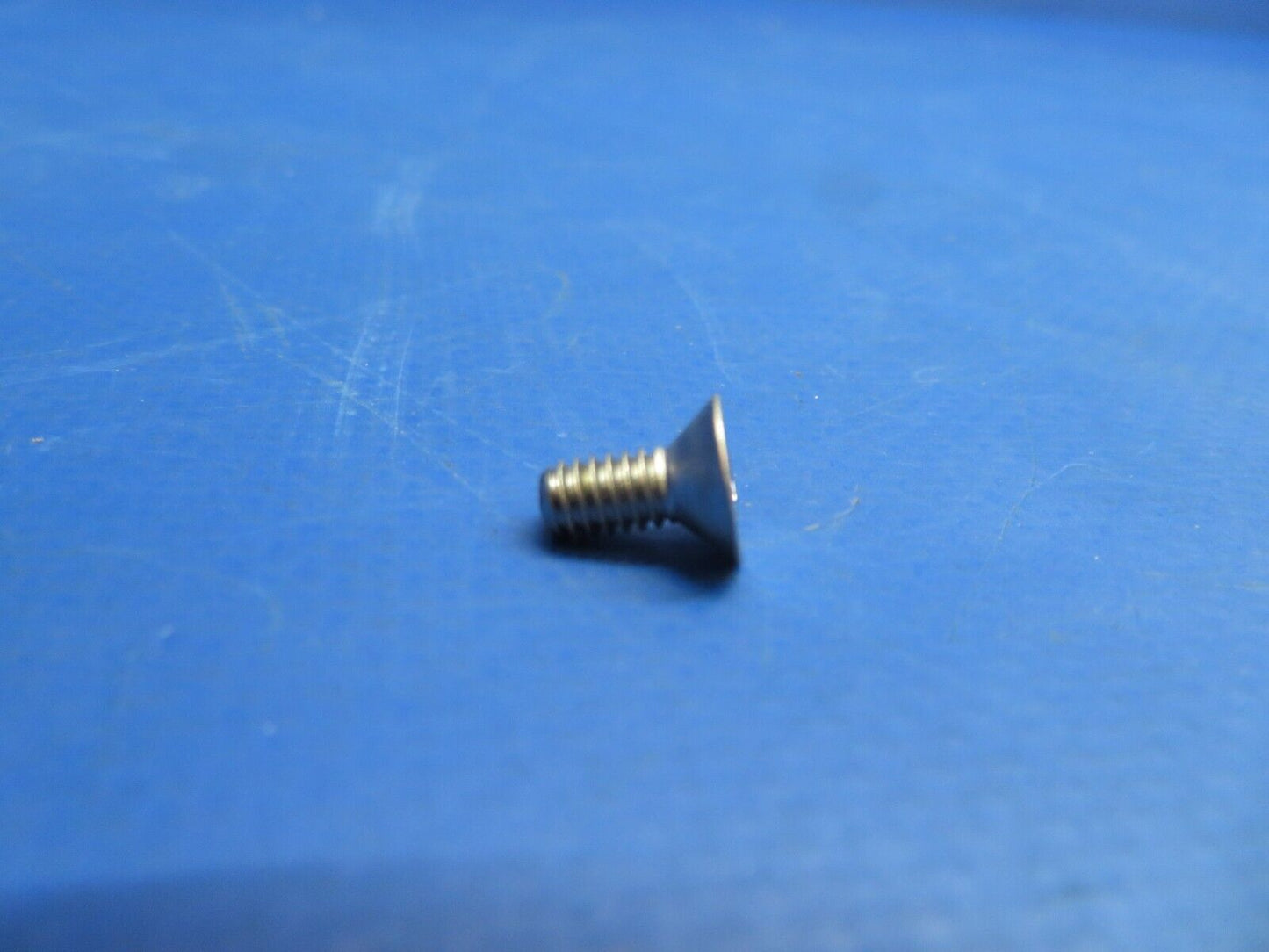 McCauley Propeller Screw P/N A1635-200 LOT OF 23 w/ 8130 NOS (0323-654)