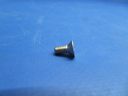 McCauley Propeller Screw P/N A1635-200 LOT OF 23 w/ 8130 NOS (0323-654)