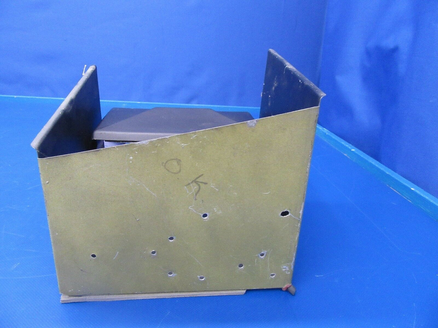 Piper Cherokee Six Glove Box P/N 69328-000, 69329-000 (0418-175)