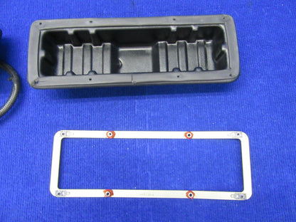 Cirrus SR-22 Battery #2 Enclosure w/ Relay P/N 14218-001, 14270-004 (0122-352)