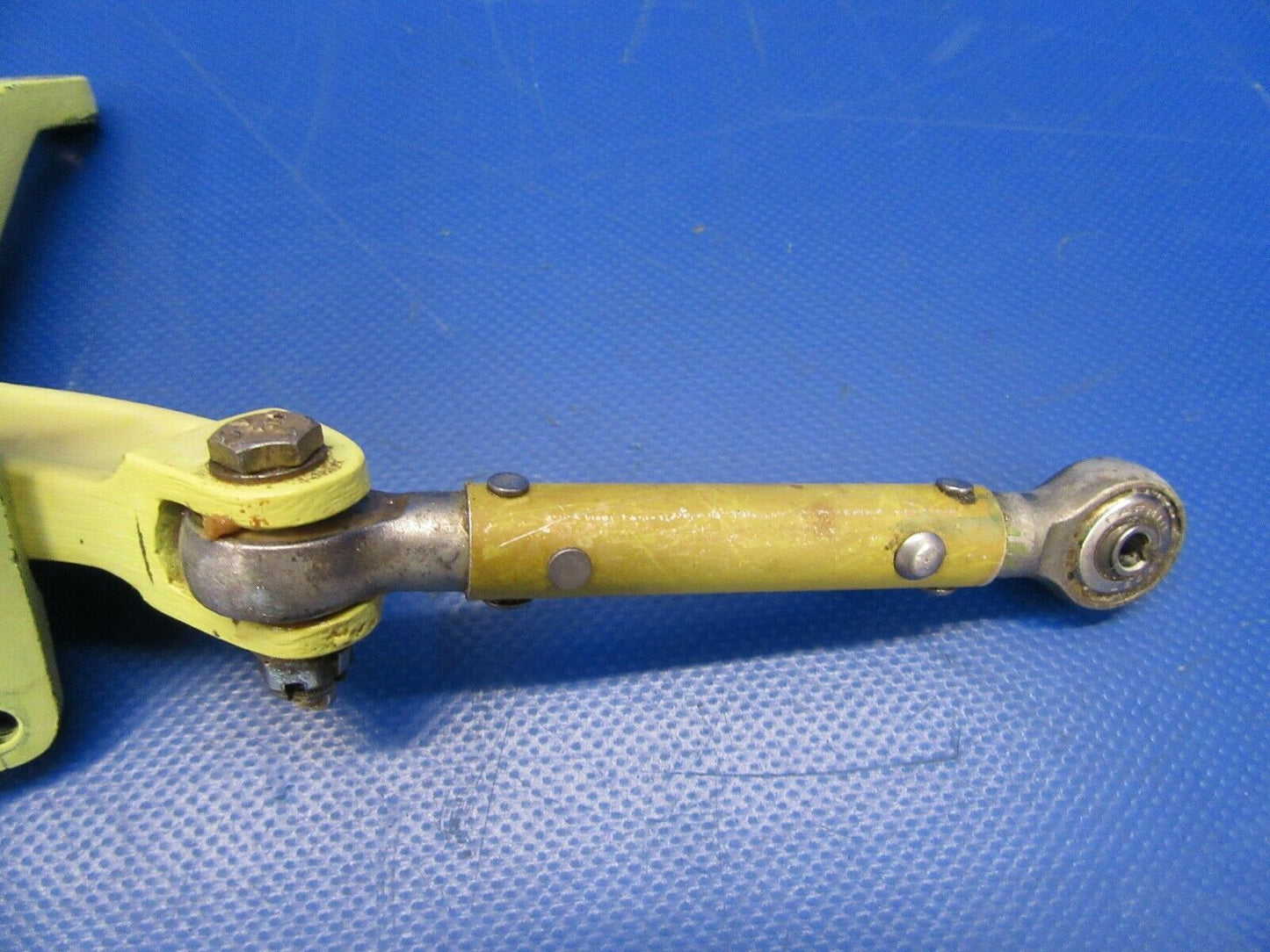Beech A36 Rudder Bellcrank, Push Tube & Bracket / Support 35-524138-2 (0619-442)