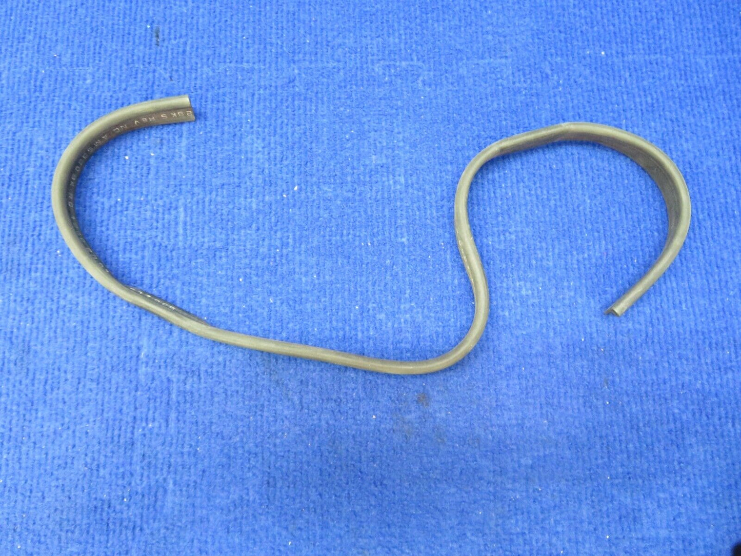 Beechcraft Rubber Seal P/N 45A97021-035 NOS (0622-463)
