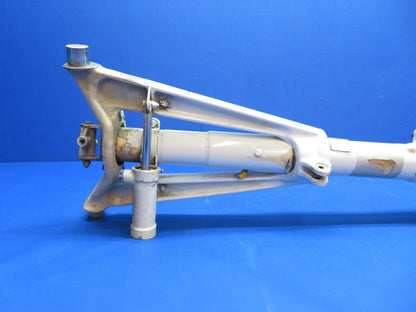 Cessna 310 / 310Q Nose Gear Strut w/ Shimmy Dampener P/N 5842000-213 (0923-365)