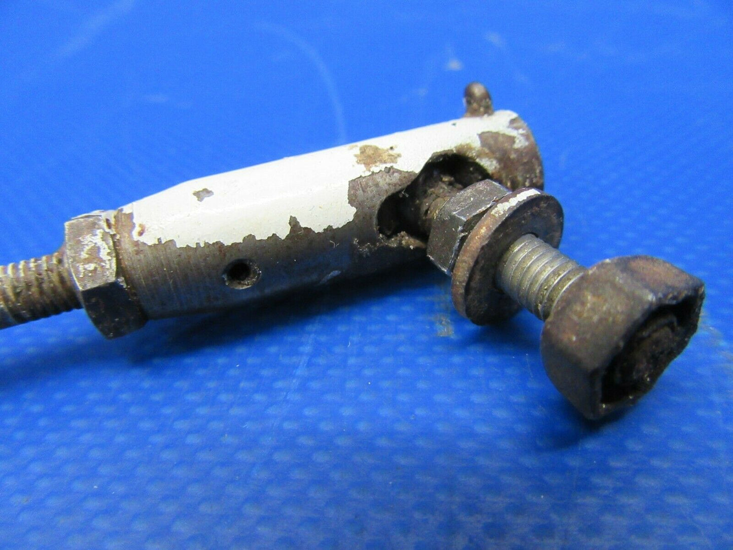 Beech Baron 95-B55 LH Nose Gear Door Actuator Rod Assy P/N 35-825191-1 (0220-281