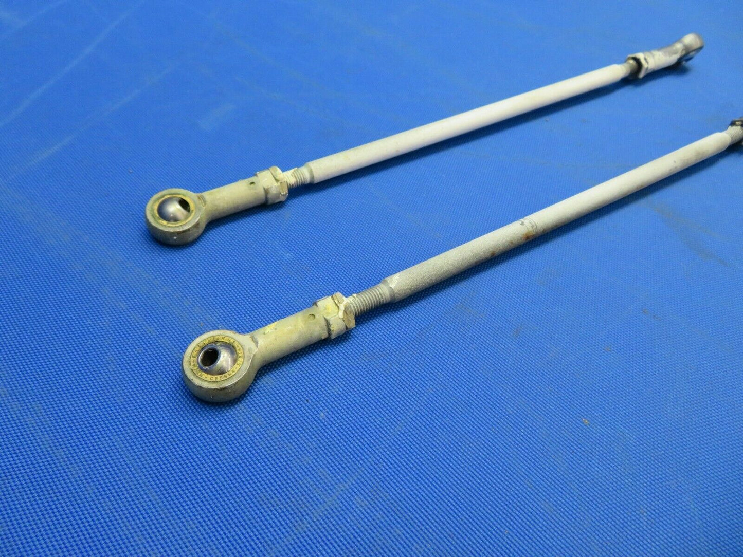 Cessna 210L Flap Push Rod Assy 1260128-5, 1260128-4 LOT OF 2 Low Time (1020-322)