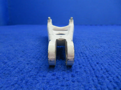 Beech Main Gear LWR Torque Link Knee P/N 35-815194-13 (0722-657)