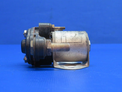 Cutler-Hammer Relay 12 Volt P/N 6041H105A (1223-1098)