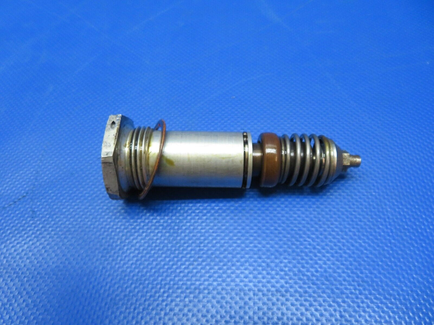 Lycoming O-320-E2D Oil Control Vernatherm Valve P/N 75944 (0124-163)