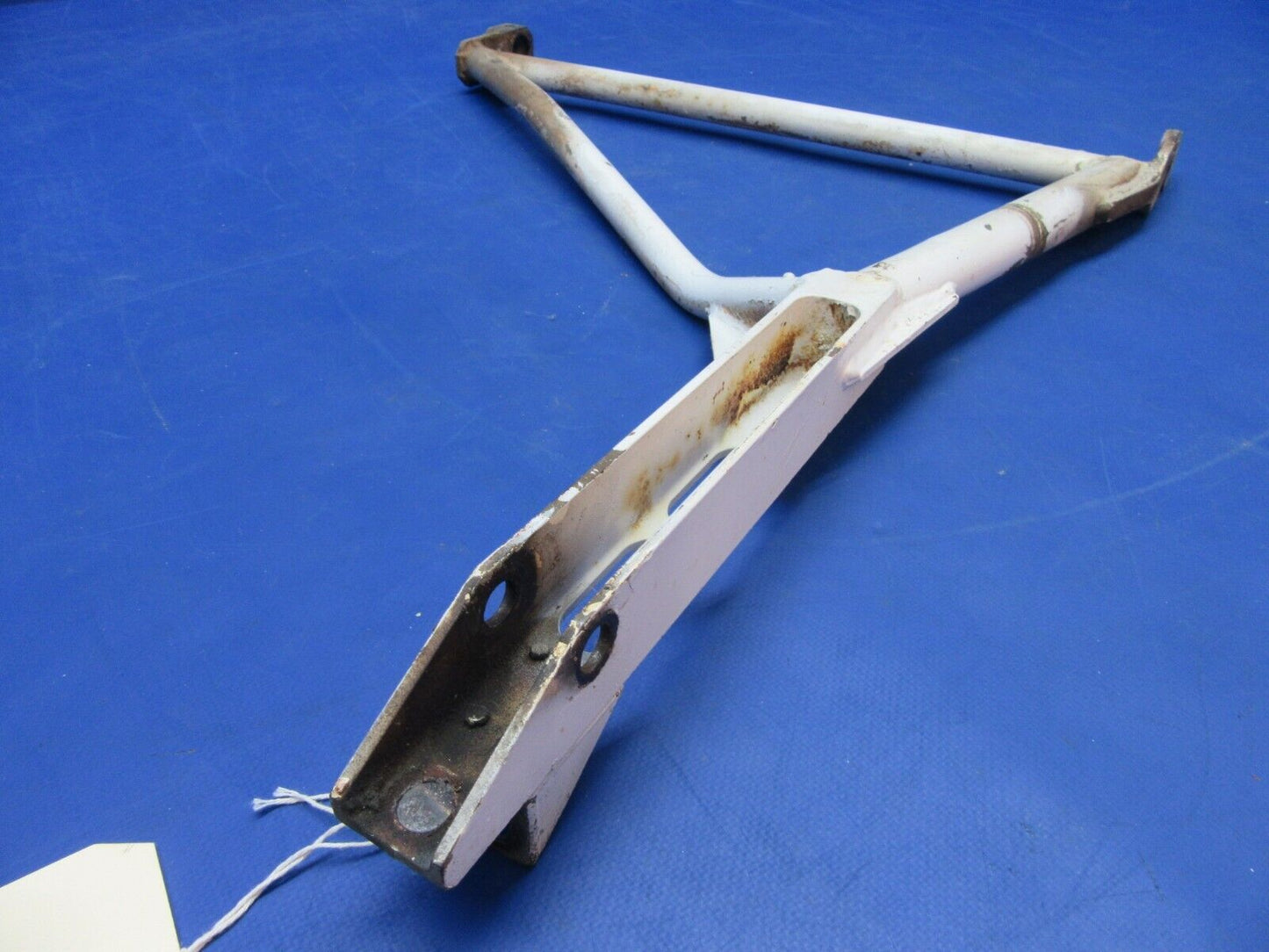 Beech 24 Series RH Main Gear Retract Brace P/N 169-810027-2 (0923-18)