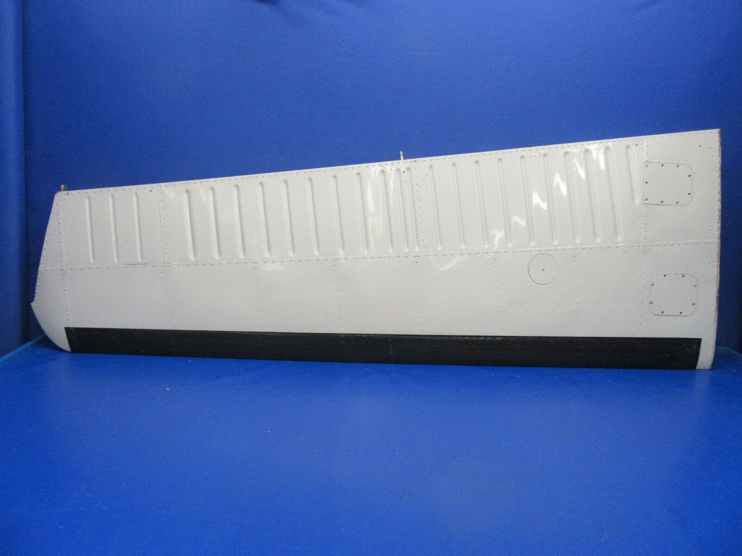 Beech Baron 58P Horizontal Stabilizer LH P/N 96-620005-629 (0118-178)