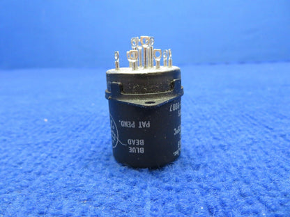 Relay P/N 5945-660-9887 NOS (0522-830)