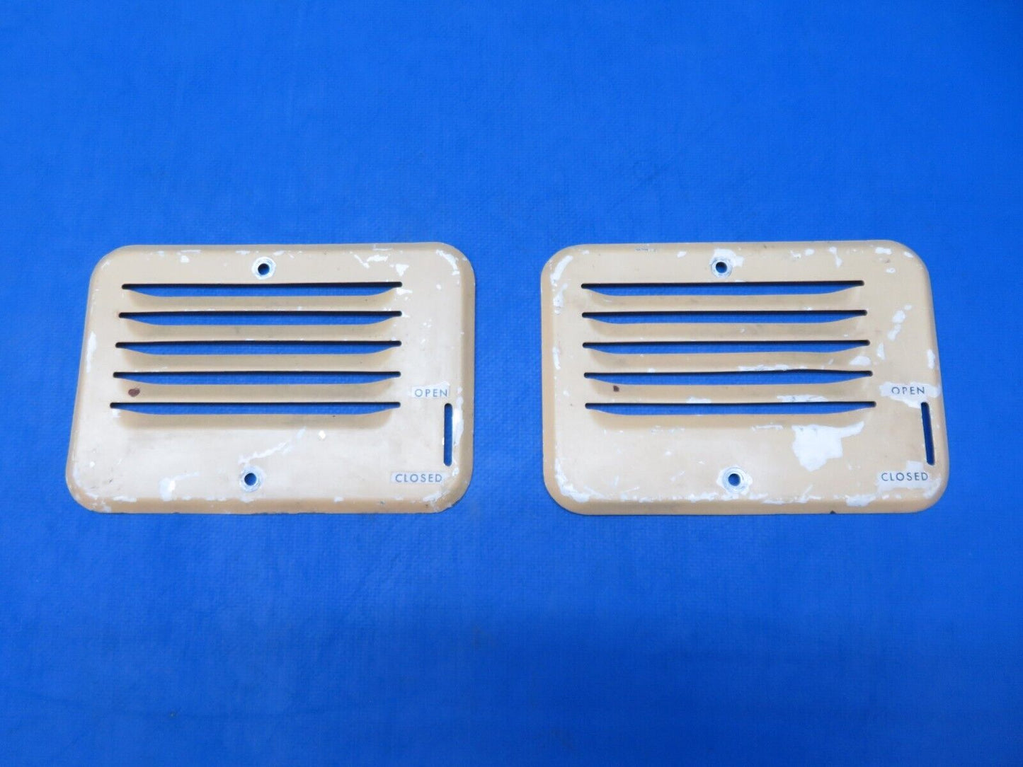 Cessna 310 / 310F Grill Assy Cabin Ventilation P/N 0813818-1 LOT OF 2 (1123-301)