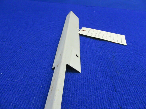 Cessna 150 / 150K Retainer Headliner P/N 0414018-1 (1221-519)