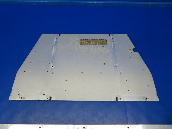 Beech Baron 58P Shelf Assy Radar P/N 58-410016-17, 95-344056-75 (0420-137)