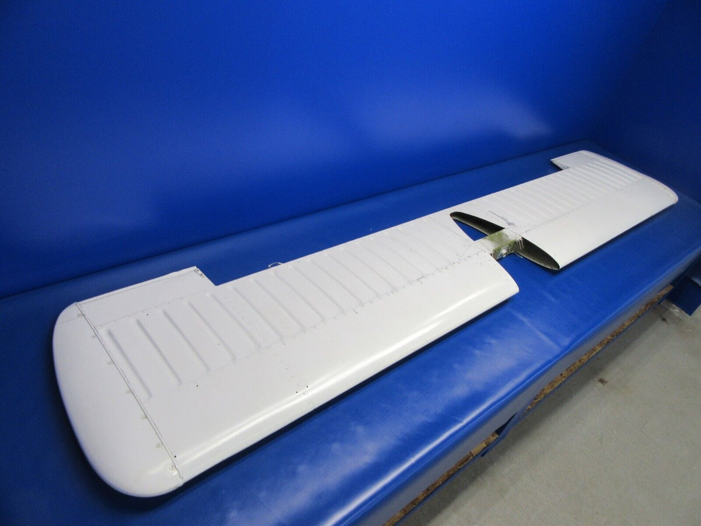 Piper PA-28 / PA-32 Stabilator P/N 68426-00 (0423-209)