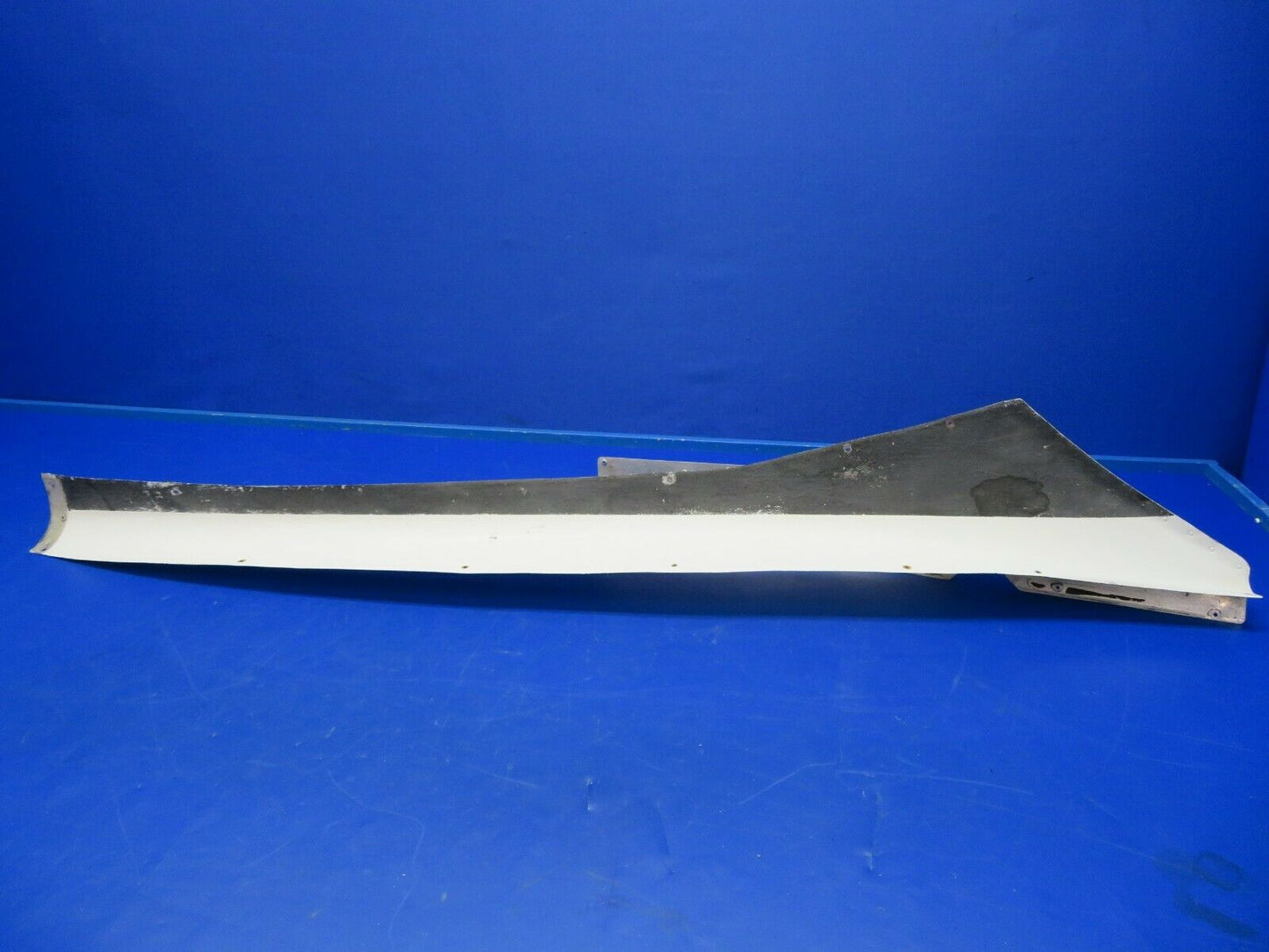 Cessna 310 Fillet Fairing RH Wing P/N 0800051-4, 0800051-2, 0800051-6 (0520-473)