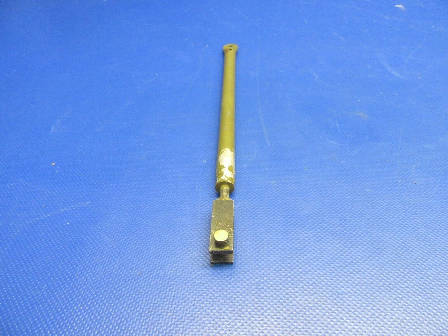 Cessna P210N Door Latch Tube FWD LWR 2117109-1 (0521-309)