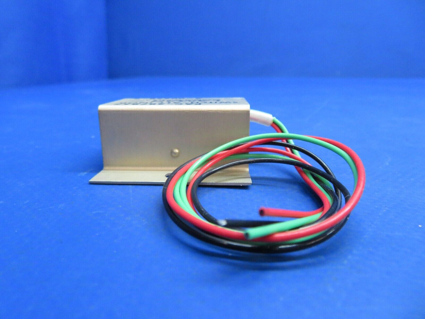 Lamar Alternator INOP Switch P/N 587857, A-00258-2 NOS (1122-658)