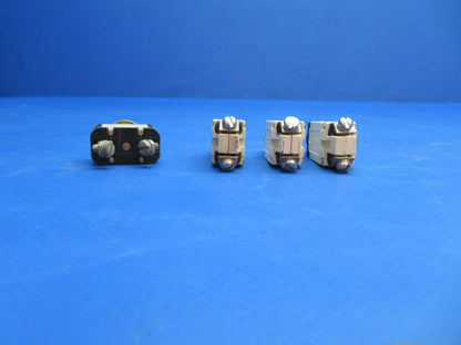 Klixon Circuit Breakers & Toggle Switch LOT OF 4 P/N MS35058-22 (0423-316)