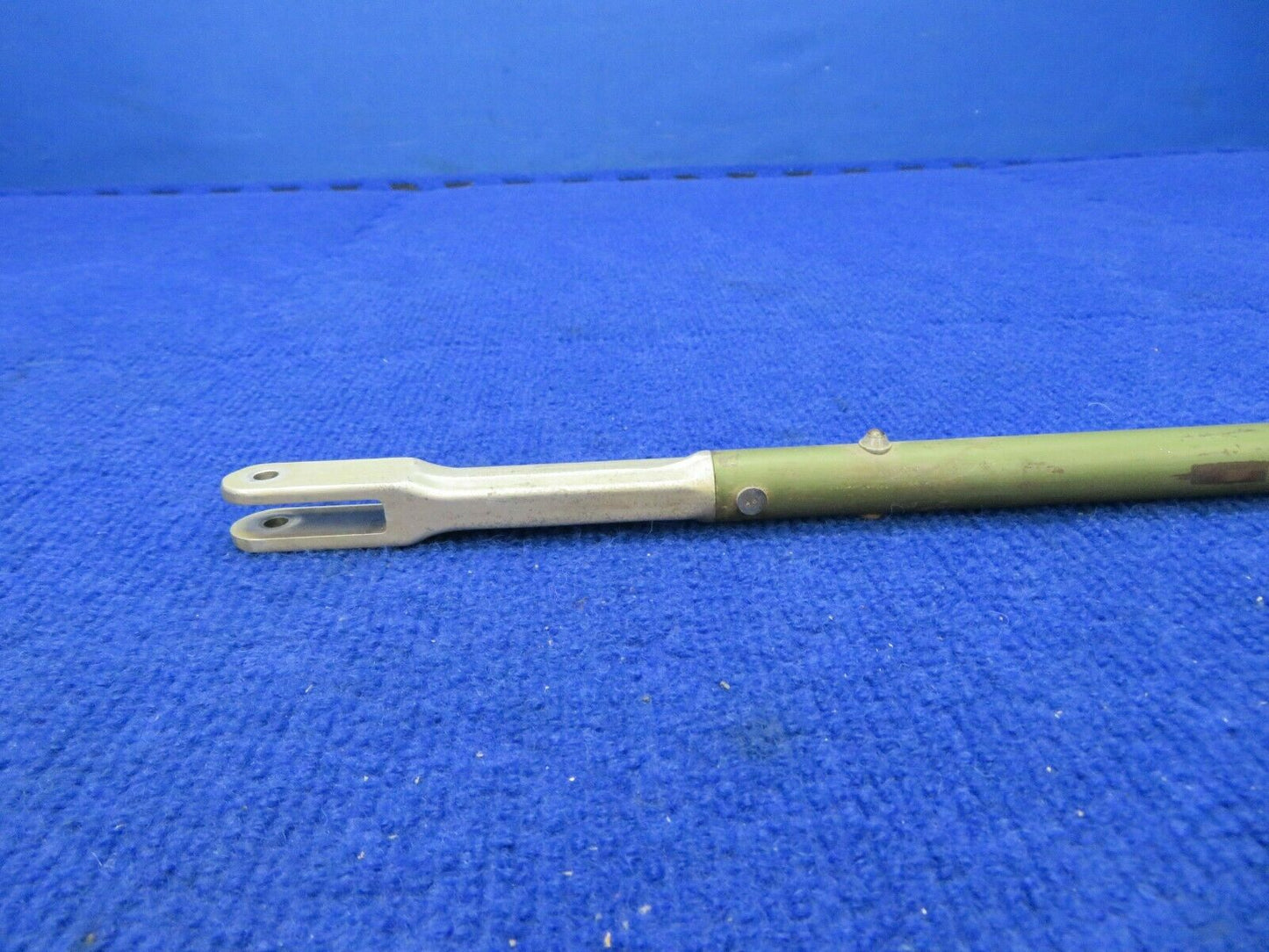 1956 Cessna 310 Tube Assembly Main Gear Drive LH P/N 0841130-2 (0422-512)