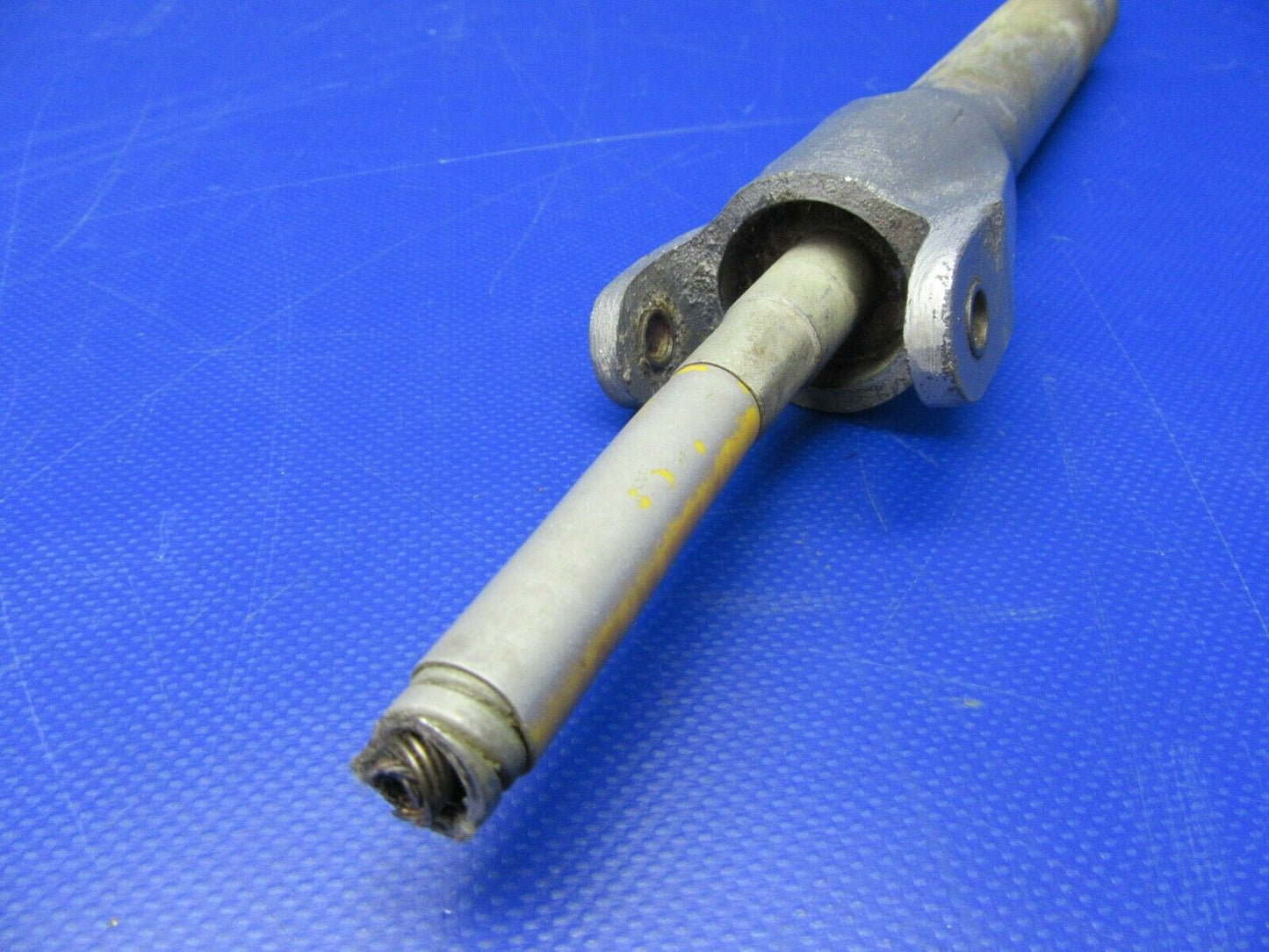 Beech Baron 95-A55 RH Flap Actuator Assembly P/N 45-521212-18 (0420-278)