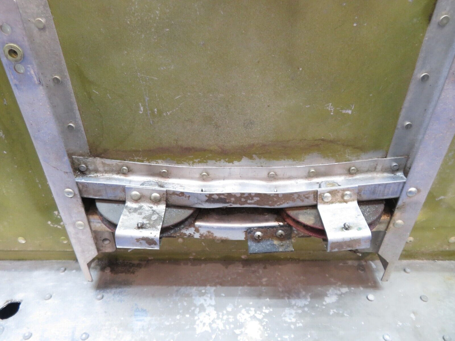 Piper PA-28-140 Spar Box Assy LWR Cockpit P/N 66689-00 (1123-125)