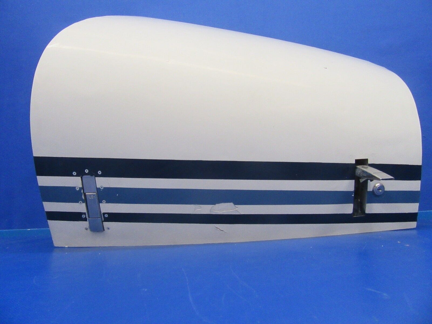 Beech Baron 58P Nose Baggage Door P/N 002-410055 (0318-79)