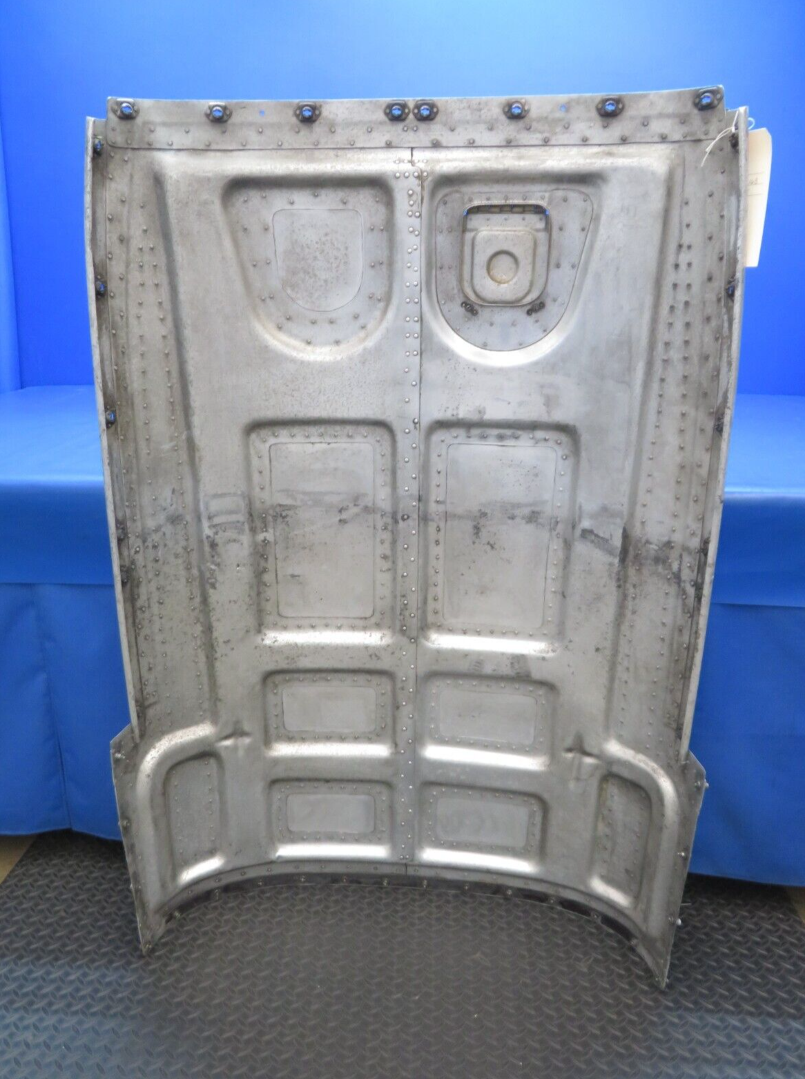 Cessna 310 / 310I Engine Top Cowl Assy P/N 0851010-12 (1023-163)